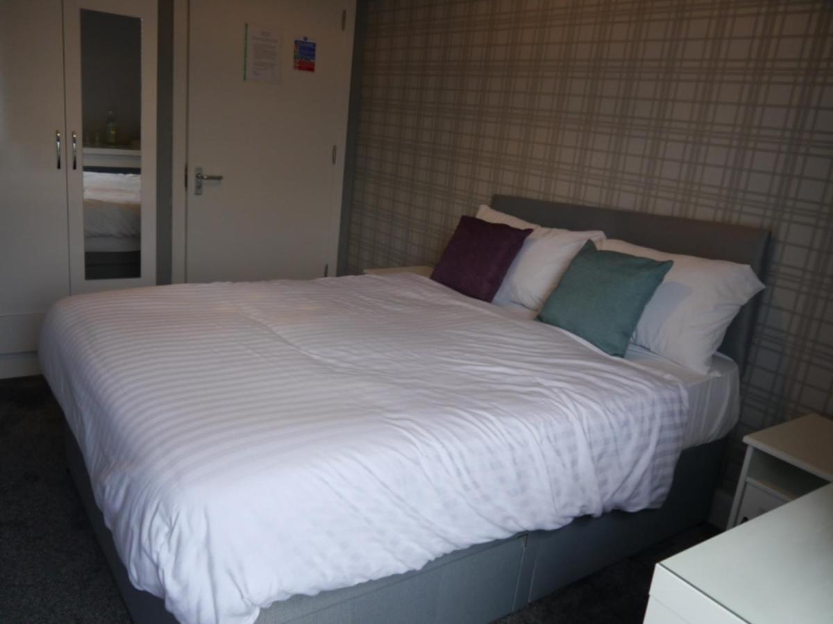 Caledonian Rooms Bellshill Eksteriør billede